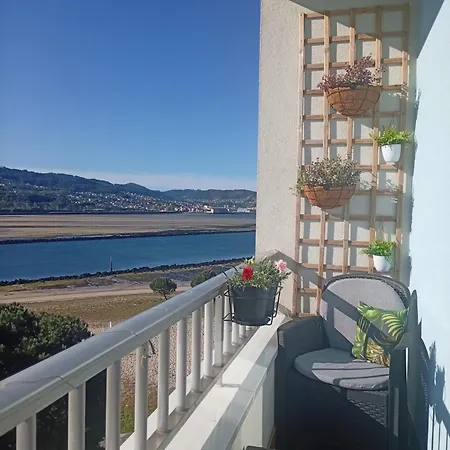 Lourido Playa 아파트 *